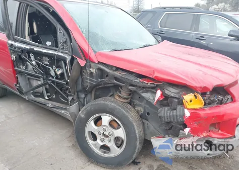 2004 Saturn Vue 4 Cyl из США, поврежденный, VIN 5GZCZ33D74S815355